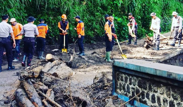 Desa Krisik Kembali Diterjang Banjir Bandang Desa Krisik Kembali Diterjang Banjir Bandang