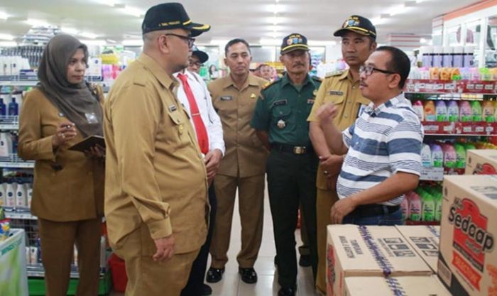 Masker dan Hand Sanitizer Langka di Probolinggo, Wabup Timbul Sidak Swalayan Masker dan Hand Sanitizer Langka di Probolinggo, Wabup Timbul Sidak Swalayan