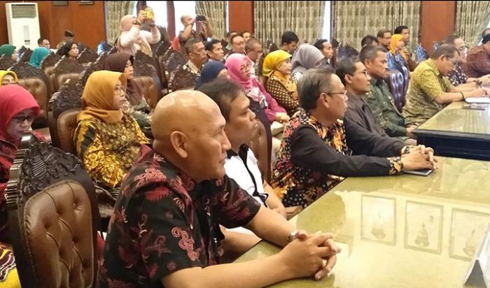 Bahas Aksi Mahasiswa, Wali Kota Malang ajak Rektor dan Kepala SMA/SMK Rembukan Bahas Aksi Mahasiswa, Wali Kota Malang ajak Rektor dan Kepala SMA/SMK Rembukan