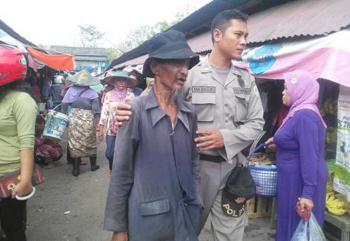 Razia Gepeng, Satpol PP Lamongan Amankan 4 Lansia Razia Gepeng, Satpol PP Lamongan Amankan 4 Lansia
