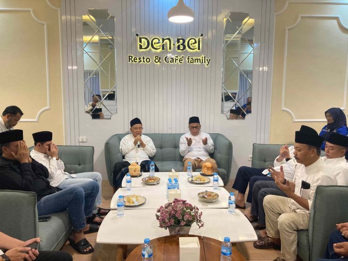 Sudah Rekom Gus Barra, PAN Jatim Minta PAN Mojokerto Tak Buka Pendaftaran Cabup Sudah Rekom Gus Barra, PAN Jatim Minta PAN Mojokerto Tak Buka Pendaftaran Cabup