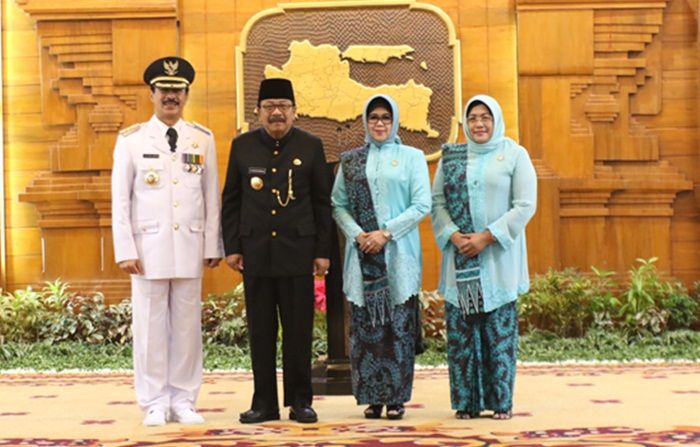 Masa Transisi, Pakde Karwo Lantik Pj Bupati Pamekasan Fattah Jasin