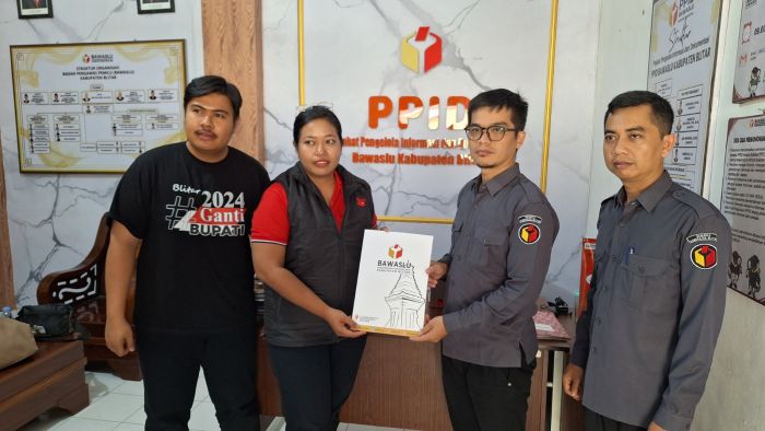 Buntut Lagu Rindu di Pengundian Paslon Pilbup, KPU Blitar Dilaporkan ke Bawaslu Buntut Lagu Rindu di Pengundian Paslon Pilbup, KPU Blitar Dilaporkan ke Bawaslu