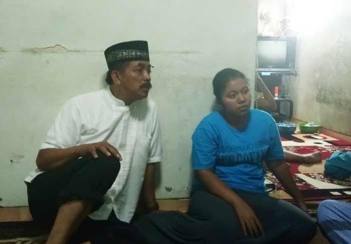 Ikut Berduka, Gus Syaf Takziah ke Rumah Korban Balita Tenggelam di Sumbermulyo Ikut Berduka, Gus Syaf Takziah ke Rumah Korban Balita Tenggelam di Sumbermulyo