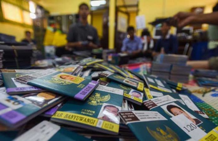 Visa Belum Turun, Keberangkatan Tiga CJH asal Bojonegoro Tertunda Visa Belum Turun, Keberangkatan Tiga CJH asal Bojonegoro Tertunda