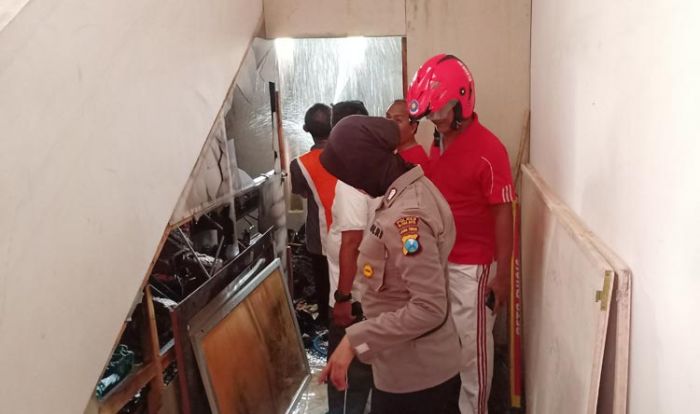 Gudang Penyimpanan Genset SMAN 4 Kota Blitar Terbakar