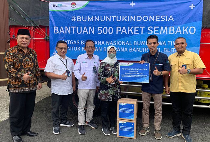 Satgas TBN BUMN Salurkan 1000 Paket Sembako Untuk Korban Banjir di Blitar dan Trenggalek Satgas TBN BUMN Salurkan 1000 Paket Sembako Untuk Korban Banjir di Blitar dan Trenggalek