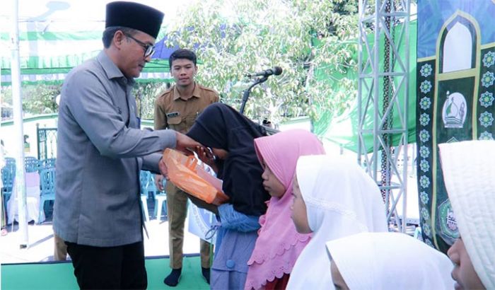 Yayasan Takmir Masjid Agung Asy-Syuhada Pamekasan Santuni 1.480 Anak Yatim di 10 Muharram 1441 H