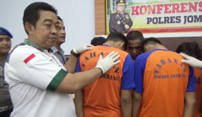 Wow, Pelajar di Jombang ini Bawa Sabu Senilai Ratusan Juta Wow, Pelajar di Jombang ini Bawa Sabu Senilai Ratusan Juta