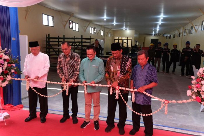 Kado HUT RI, Umaha Sidoarjo Luncurkan Karya Inovasi Mesin CNC