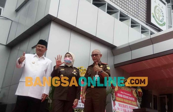 Ini Harapan Kajati Jatim saat Resmikan Gedung Baru Kejari Kota Madiun Ini Harapan Kajati Jatim saat Resmikan Gedung Baru Kejari Kota Madiun