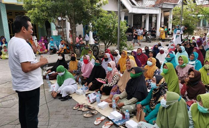 Warga Karangan Benjeng Antusias Ikuti Sambung Rasa Cabup Qosim Warga Karangan Benjeng Antusias Ikuti Sambung Rasa Cabup Qosim