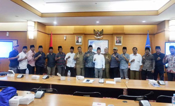 Sekretaris AKD Bangkalan: Timgar dan Banggar Jangan PHP Kenaikan Siltap Perangkat Desa 2024 Sekretaris AKD Bangkalan: Timgar dan Banggar Jangan PHP Kenaikan Siltap Perangkat Desa 2024