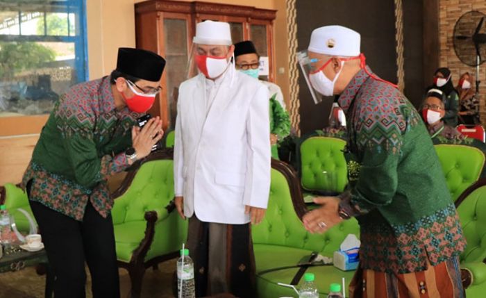 Plt. Wali Kota Pasuruan Hadiri Pelantikan PCNU Kota Pasuruan Plt. Wali Kota Pasuruan Hadiri Pelantikan PCNU Kota Pasuruan