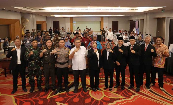 Hadiri Rapat Pleno Rekapitulasi Perolehan Suara, Sekda Kota Kediri Apresiasi Penyelenggaraan Pemilu