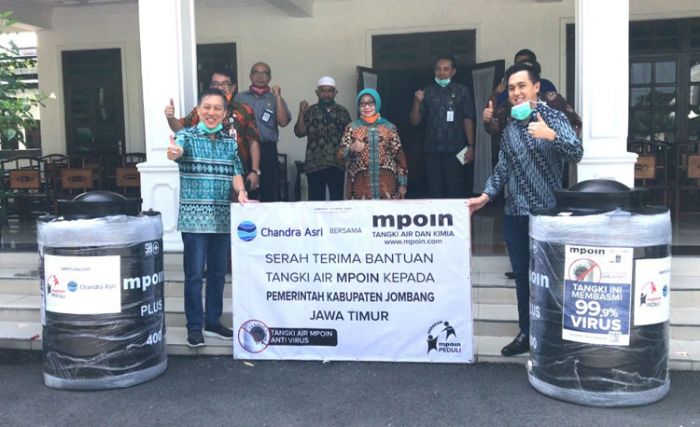 Bantuan 15 Tangki Air Anti Virus yang Diserahkan Mpoin ke Pemkab Jombang, Ternyata Banyak Manfaatnya