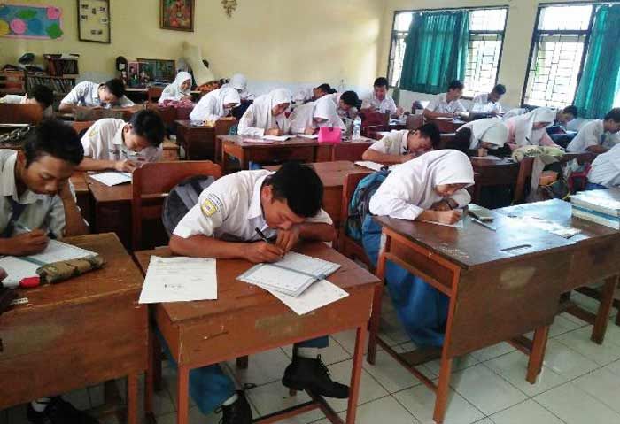 Ayo Mulai Menulis Al-Qur’an, Tidak Cukup Hanya Membaca Ayo Mulai Menulis Al-Qur’an, Tidak Cukup Hanya Membaca