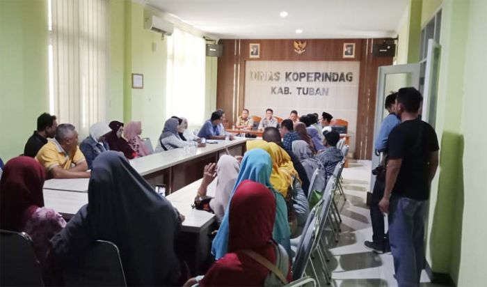 Bangunan Pasar Besar Tuban Dibongkar, Pemilik Kios Meradang Bangunan Pasar Besar Tuban Dibongkar, Pemilik Kios Meradang