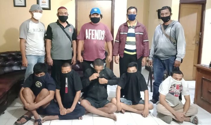 Komplotan Pencuri dan Penadah HP di Kota Kediri Diringkus Polisi, 1 Lolos Komplotan Pencuri dan Penadah HP di Kota Kediri Diringkus Polisi, 1 Lolos