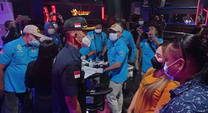 Antisipasi Peredaran Narkoba Jelang Nataru, BNNK Tuban Razia Hiburan Malam Antisipasi Peredaran Narkoba Jelang Nataru, BNNK Tuban Razia Hiburan Malam