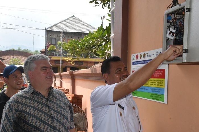 Cegah Banjir Sejak Dini, Wabup Pungkasiadi Resmikan EWS