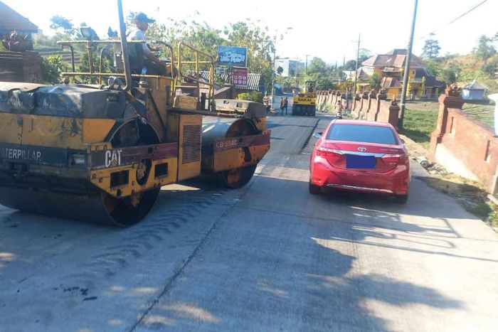 Pemkab Mojokerto Perbaiki Akses Jalan Menuju Wisata Padusan Pacet Pemkab Mojokerto Perbaiki Akses Jalan Menuju Wisata Padusan Pacet
