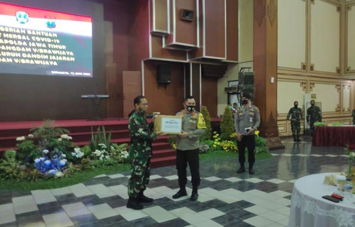 Status Penyebaran Covid-19 Jadi Kuning, 5 Daerah Dihadiahi Motor Status Penyebaran Covid-19 Jadi Kuning, 5 Daerah Dihadiahi Motor