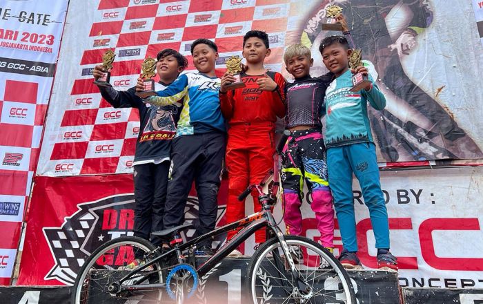 Kirim 20 Atlet, ISSI Kota Batu Borong Trofi di Kejuaraan BMX GCC Drop The Gate di Sleman Jogjakarta Kirim 20 Atlet, ISSI Kota Batu Borong Trofi di Kejuaraan BMX GCC Drop The Gate di Sleman Jogjakarta