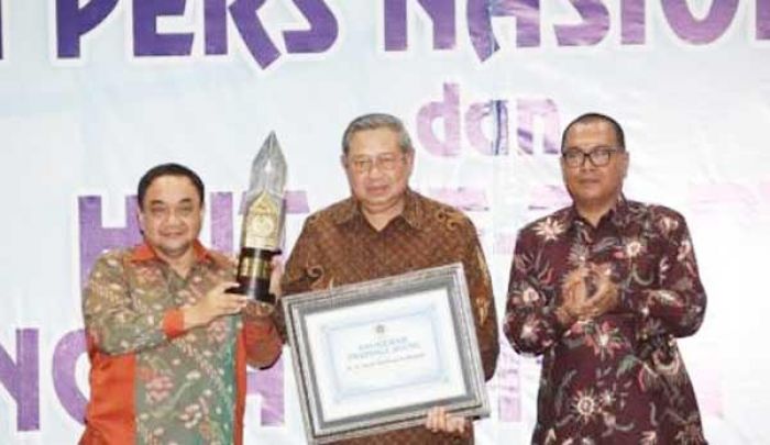 Terima Penghargaan Prapanca Agung, SBY: Jangan Benturkan Saya dengan Jokowi