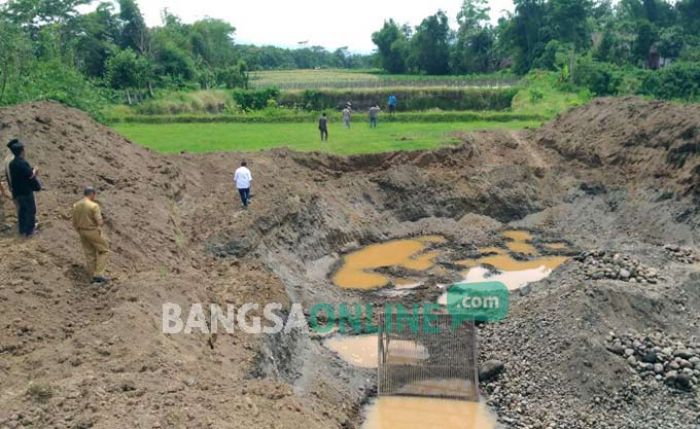 Galian di Rejoagung Ngoro Diduga Tak Sesuai Izin, DPRD Bakal Panggil Pemilik Galian di Rejoagung Ngoro Diduga Tak Sesuai Izin, DPRD Bakal Panggil Pemilik