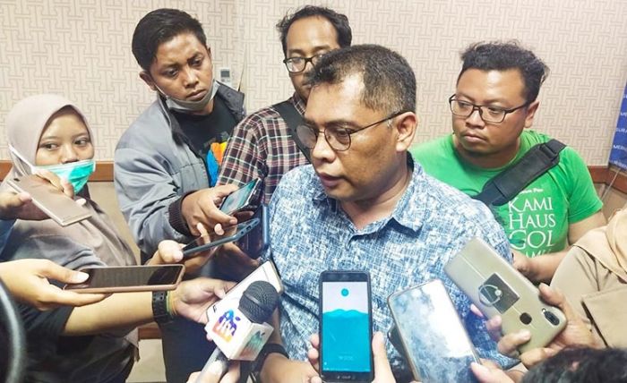 Pantau Kondisi Warganya di LN, Risma Surati Semua Kedutaan RI Pantau Kondisi Warganya di LN, Risma Surati Semua Kedutaan RI