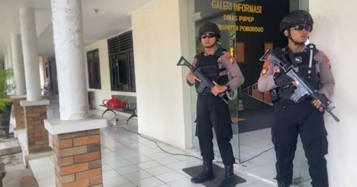 Usai OTT Bupati, KPK Geledah Kantor DPUPKP hingga Rumdin Sekda Ponorogo