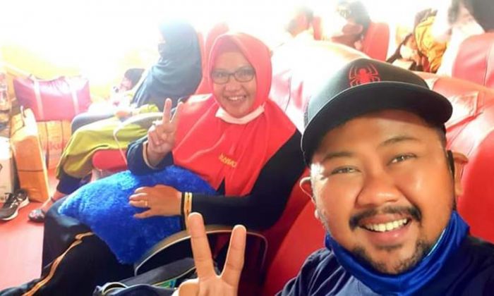 Gus Yani-Bu Min Janji Beli Kapal dan Berikan Subsidi kepada Penumpang Warga Ber-KTP Bawean Gus Yani-Bu Min Janji Beli Kapal dan Berikan Subsidi kepada Penumpang Warga Ber-KTP Bawean