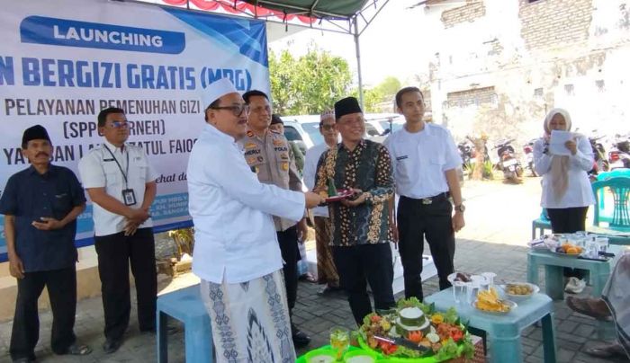 Yayasan Laili Izzatul Faiqoh Launching Dapur MBG di Burneh