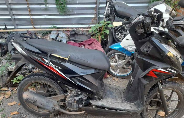 Kecelakaan Truk Vs Motor di Sidoarjo, 1 Tewas Kecelakaan Truk Vs Motor di Sidoarjo, 1 Tewas
