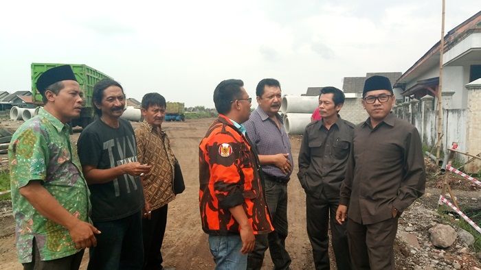 Ketua DPRD Pasuruan Respon Warga Terdampak Pembebasan Tol Ketua DPRD Pasuruan Respon Warga Terdampak Pembebasan Tol