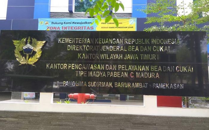 Bea Cukai Madura Terlibat Produksi Rokok Ilegal-Kongkalikong Pengusaha? Ini Penjelasan Humasnya Bea Cukai Madura Terlibat Produksi Rokok Ilegal-Kongkalikong Pengusaha? Ini Penjelasan Humasnya