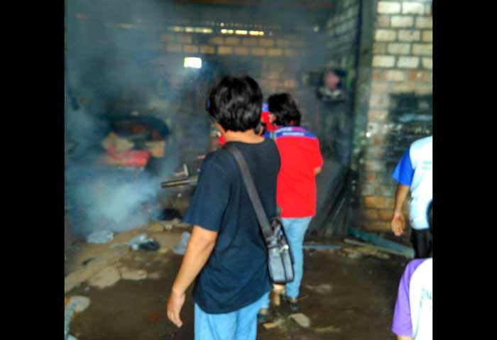 Antisipasi DBD, Permukiman Bektiharjo Tuban Difogging