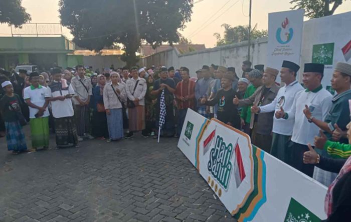 Ribuan Nahdliyin di Kota Probolinggo Ikuti Jalan Santai Bersarung Ribuan Nahdliyin di Kota Probolinggo Ikuti Jalan Santai Bersarung