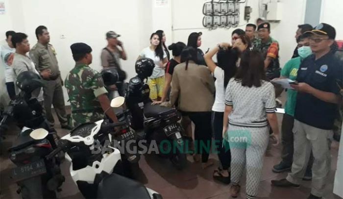 Razia Narkoba dan Yustisi di Sidoarjo, Cewek Cantik ini Positif Methamphetamine Razia Narkoba dan Yustisi di Sidoarjo, Cewek Cantik ini Positif Methamphetamine