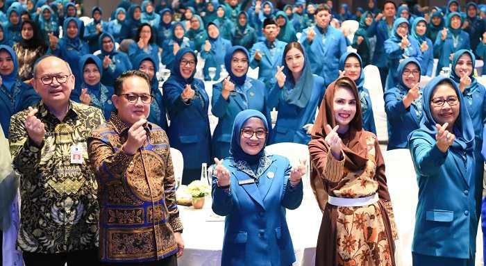 Adhy Karyono Apresiasi Peran PKK Turunkan Prevalensi Stunting di Jawa Timur Adhy Karyono Apresiasi Peran PKK Turunkan Prevalensi Stunting di Jawa Timur
