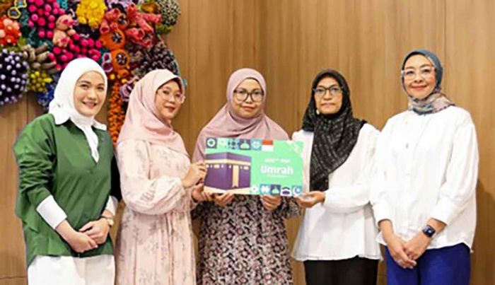 Berbagi Berkah Ramadan, Muslim Pro dan AQUA Berikan Paket Umrah untuk 3 Orang Berbagi Berkah Ramadan, Muslim Pro dan AQUA Berikan Paket Umrah untuk 3 Orang