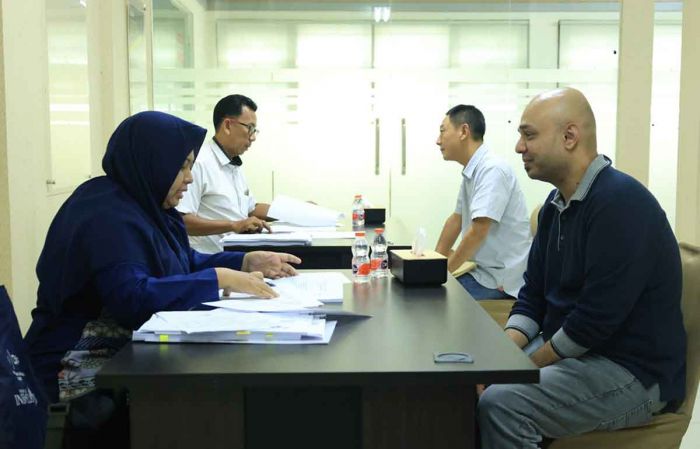 Kanwil Kemenkumham Jatim Gelar Pemeriksaan Substantif ke 4 Pemohon Kewarganegaraan RI Kanwil Kemenkumham Jatim Gelar Pemeriksaan Substantif ke 4 Pemohon Kewarganegaraan RI