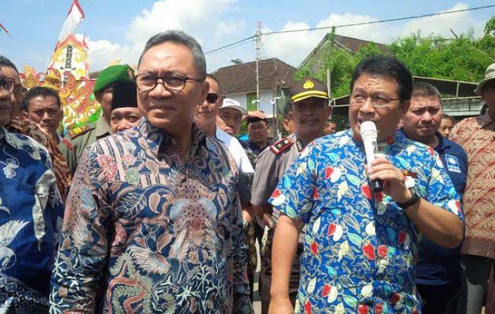 Ketua Umum PAN Dukung Kang Yoto Maju Calon Gubernur DKI Jakarta Ketua Umum PAN Dukung Kang Yoto Maju Calon Gubernur DKI Jakarta