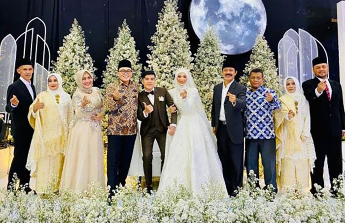Tuding Mau Permalukan Keluarga Mahfud MD, Perseteruan Sukma-Dinies Café Makin Panas Tuding Mau Permalukan Keluarga Mahfud MD, Perseteruan Sukma-Dinies Café Makin Panas