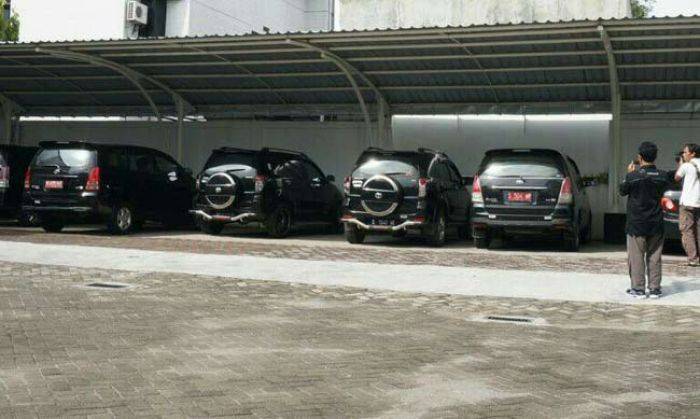 LInK: Kisruh Mobil Dewan Dipicu Kekecewaan Anggota Kepada Ketua DPRD dan Bupati Jombang LInK: Kisruh Mobil Dewan Dipicu Kekecewaan Anggota Kepada Ketua DPRD dan Bupati Jombang