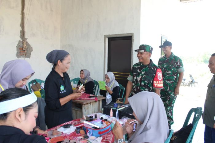 Dansatgas TMMD ke-126 Sidoarjo Pantau Progres Pembangunan di Desa Kedondong Tulangan Dansatgas TMMD ke-126 Sidoarjo Pantau Progres Pembangunan di Desa Kedondong Tulangan