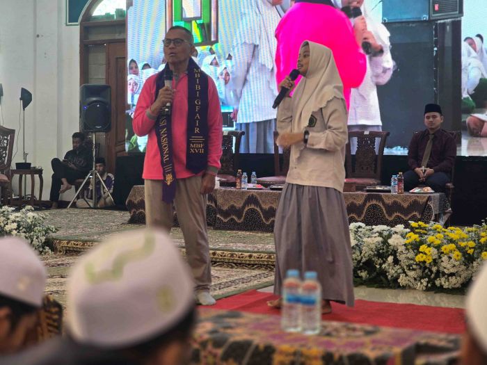 Keren! Bahas Financial Freedom, Dahlan Iskan Tampil Energik di Depan Santri MBI Amanatul Ummah