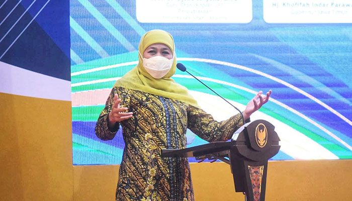 Berturut-turut, Gubernur Khofifah Raih TOP Pembina BUMD 2022 Berturut-turut, Gubernur Khofifah Raih TOP Pembina BUMD 2022