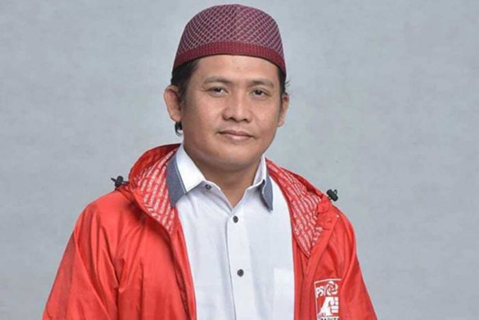 Eri Cahyadi Terima Surat Tugas Tanpa Armuji dari PSI, Shobikin: Serahkan ke Calonnya Soal Wakilnya Eri Cahyadi Terima Surat Tugas Tanpa Armuji dari PSI, Shobikin: Serahkan ke Calonnya Soal Wakilnya